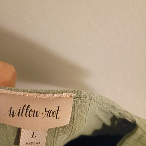 Men's Ribbed Olive Tee - Picture 3 of 3